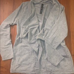 Open front grey sweater with pockets